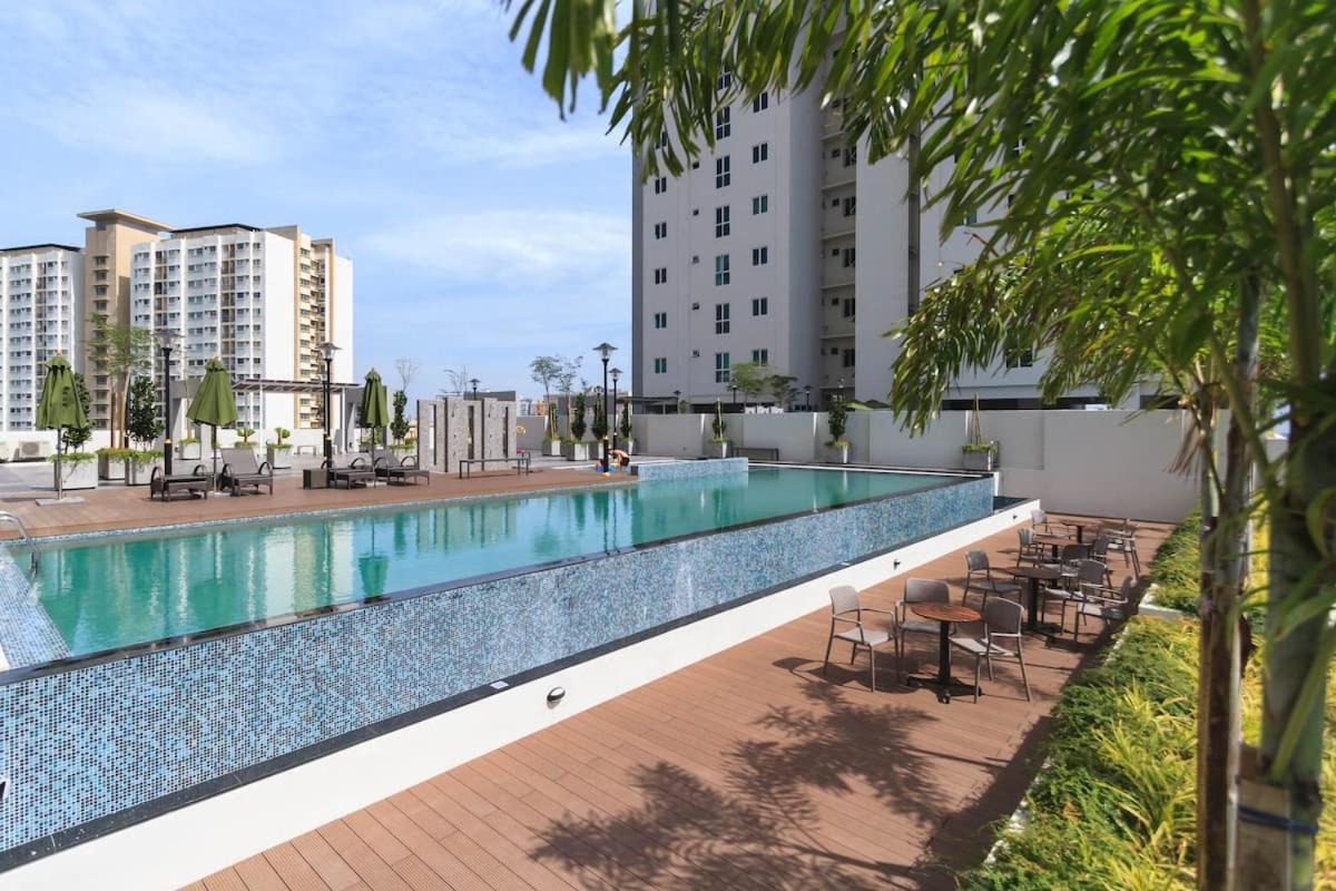 Deluxe And Feel Like A Home 1, 3-6 Pax ,Netflix, Georgetown Esterno foto